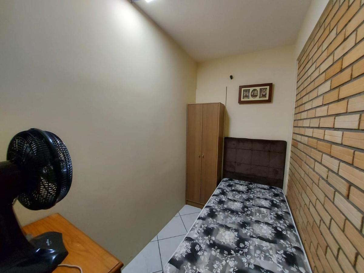 Apartamento 12 - Bombinhas - 200 Metros Da Praia Bagian luar foto