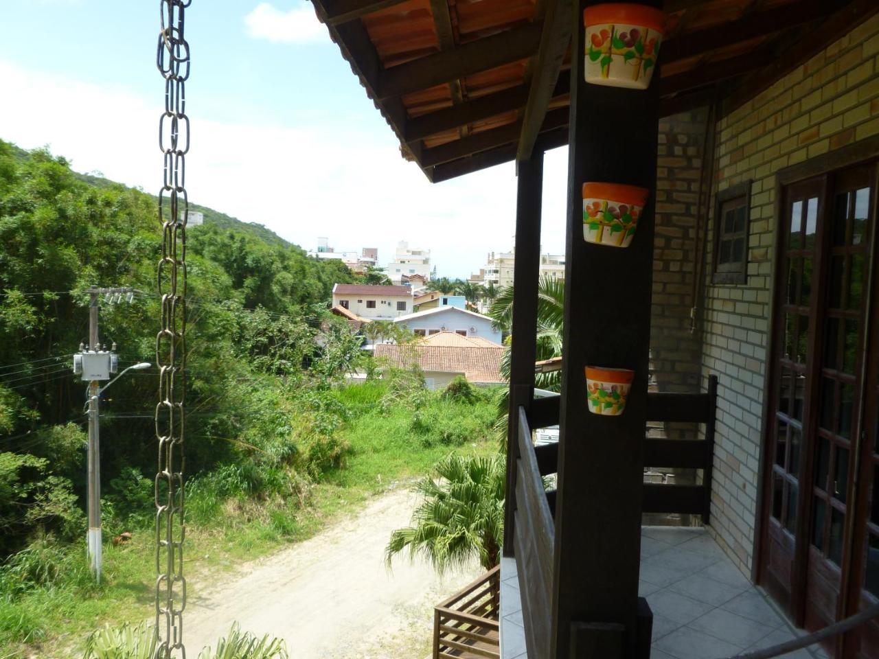 Apartamento 12 - Bombinhas - 200 Metros Da Praia Bagian luar foto