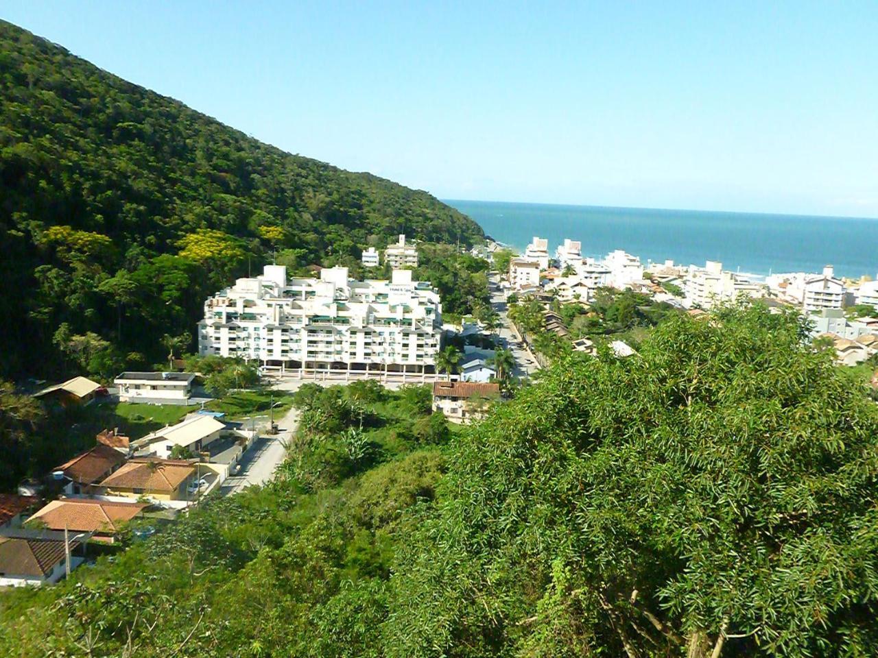 Apartamento 12 - Bombinhas - 200 Metros Da Praia Bagian luar foto