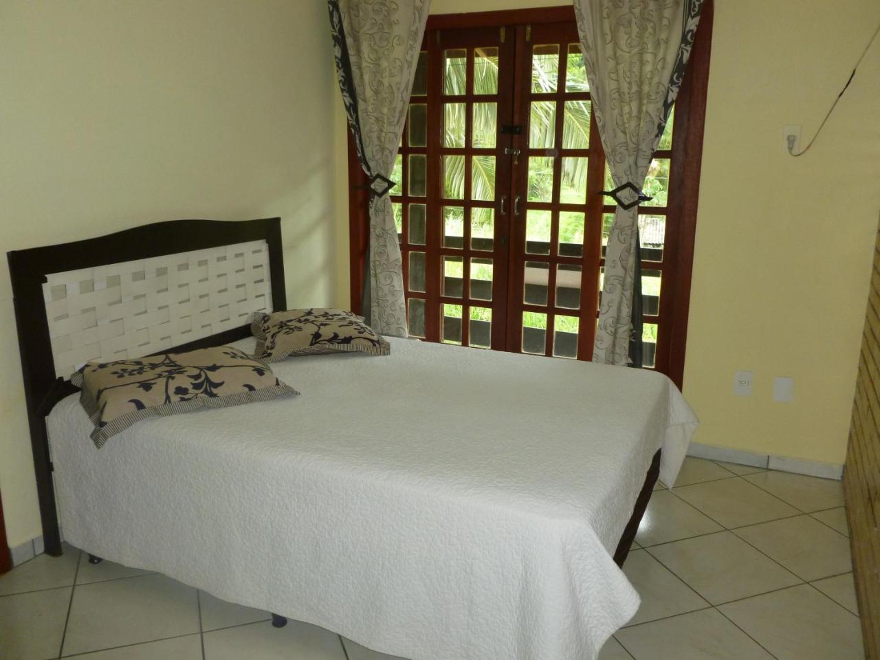 Apartamento 12 - Bombinhas - 200 Metros Da Praia Bagian luar foto